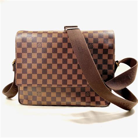 messenger louis vuitton